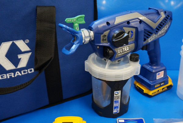 Graco Ultra Cordless - краскопульт аккумуляторный безвоздушный для водных и масляных красок фото
